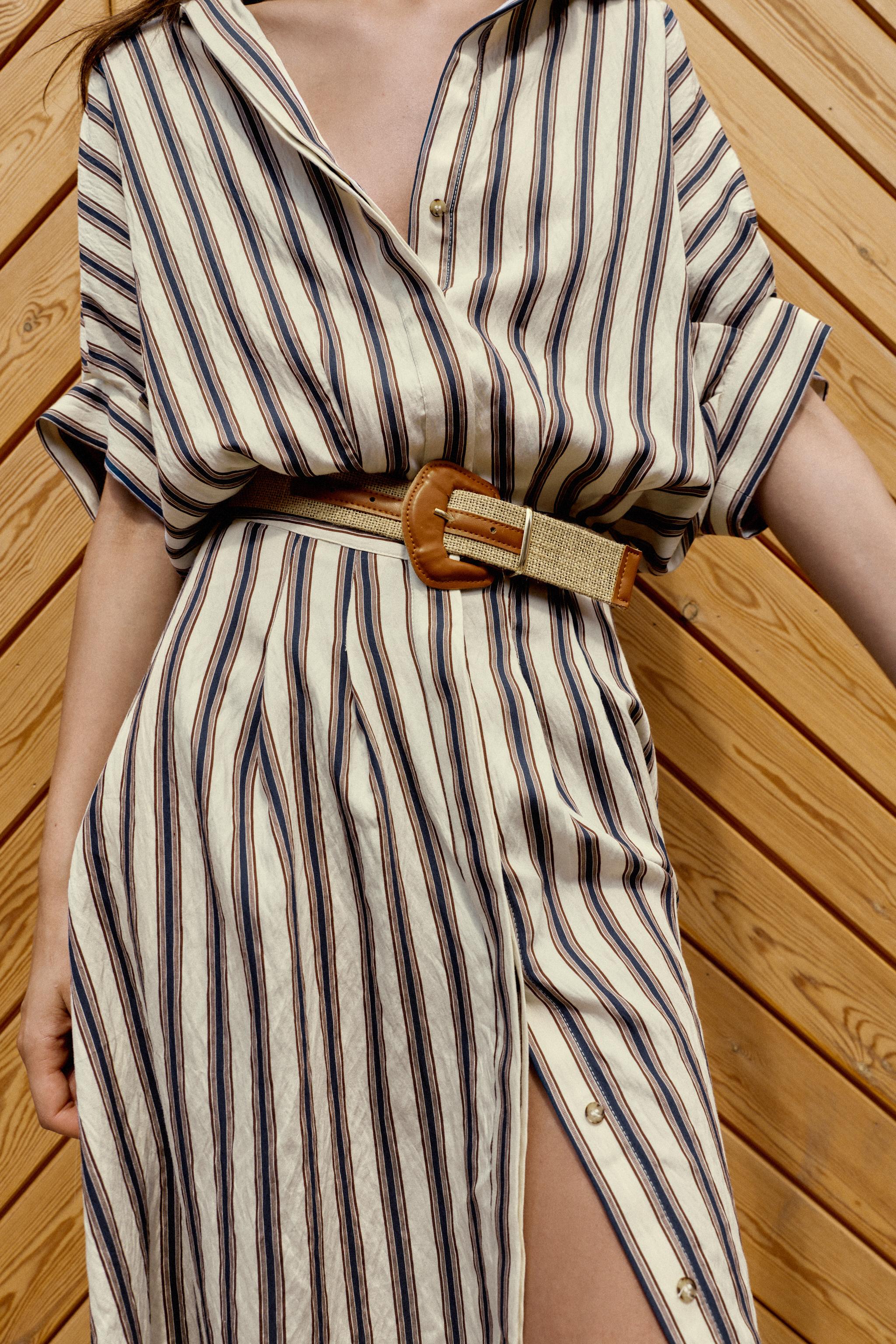 ROBE MI-LONGUE À RAYURES AVEC CEINTURE